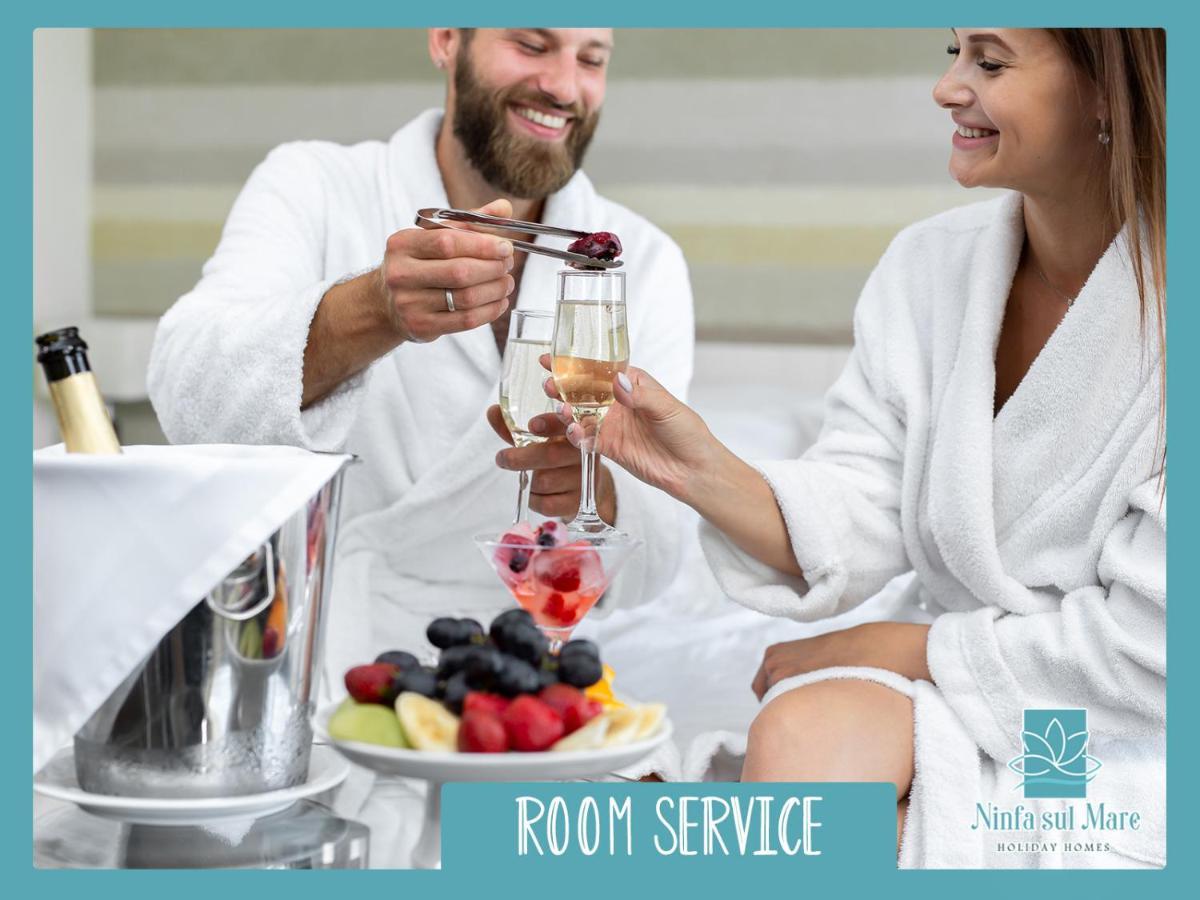 Ninfa Sul Mare Apartments 50 M E T R I Dal Mare Best Breakfast And Free Parking Capo Vaticano Exterior photo